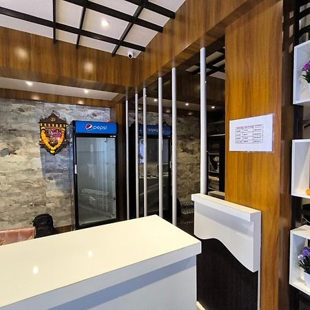 Sharan Residency Hotell Navi Mumbai Exteriör bild